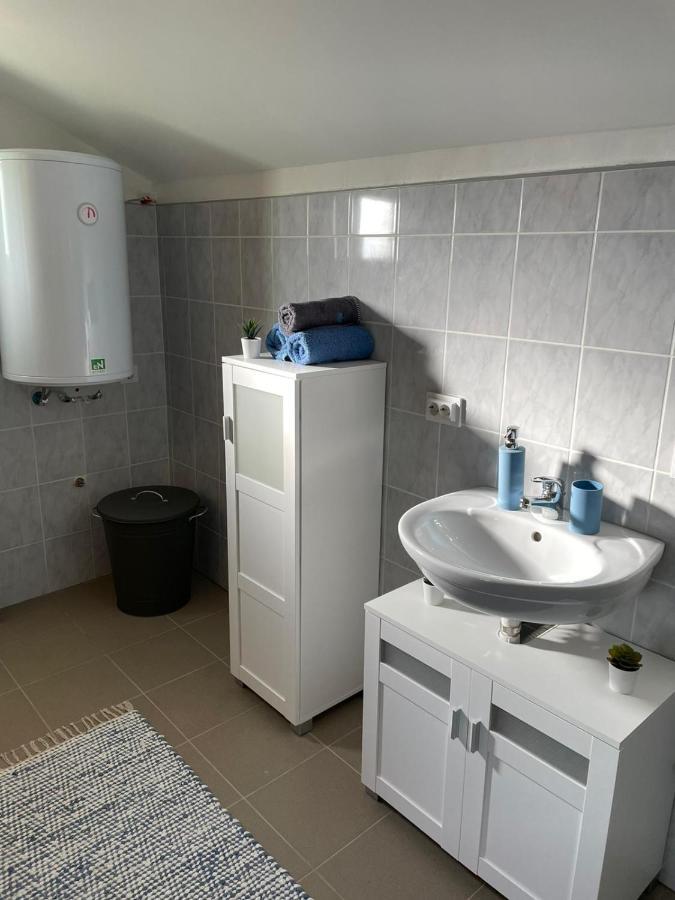 Het Hongaarse Wijnhuis Mohács Exterior foto